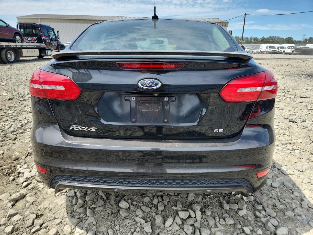 2015 Ford Focus Se VIN: 1FADP3F22FL338245 Lot: 65245025