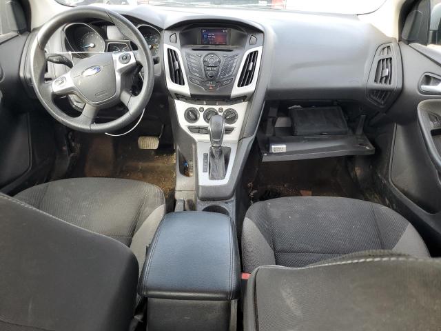 Sedans FORD FOCUS 2014 Silver