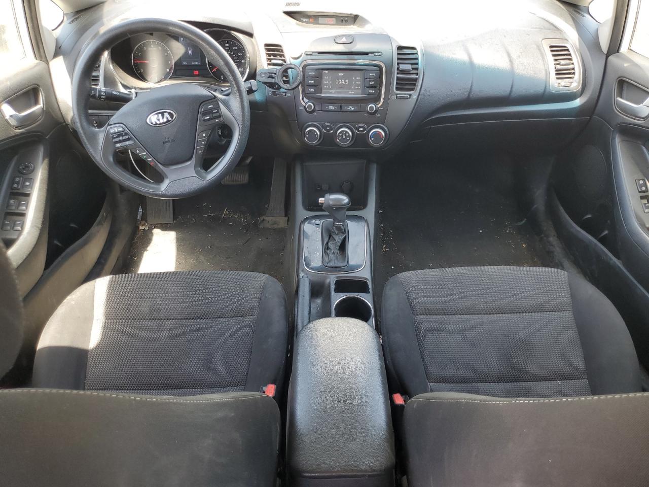 2018 Kia Forte Lx VIN: 3KPFK4A72JE270959 Lot: 64295455