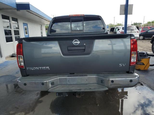 Pickups NISSAN FRONTIER 2016 Szary