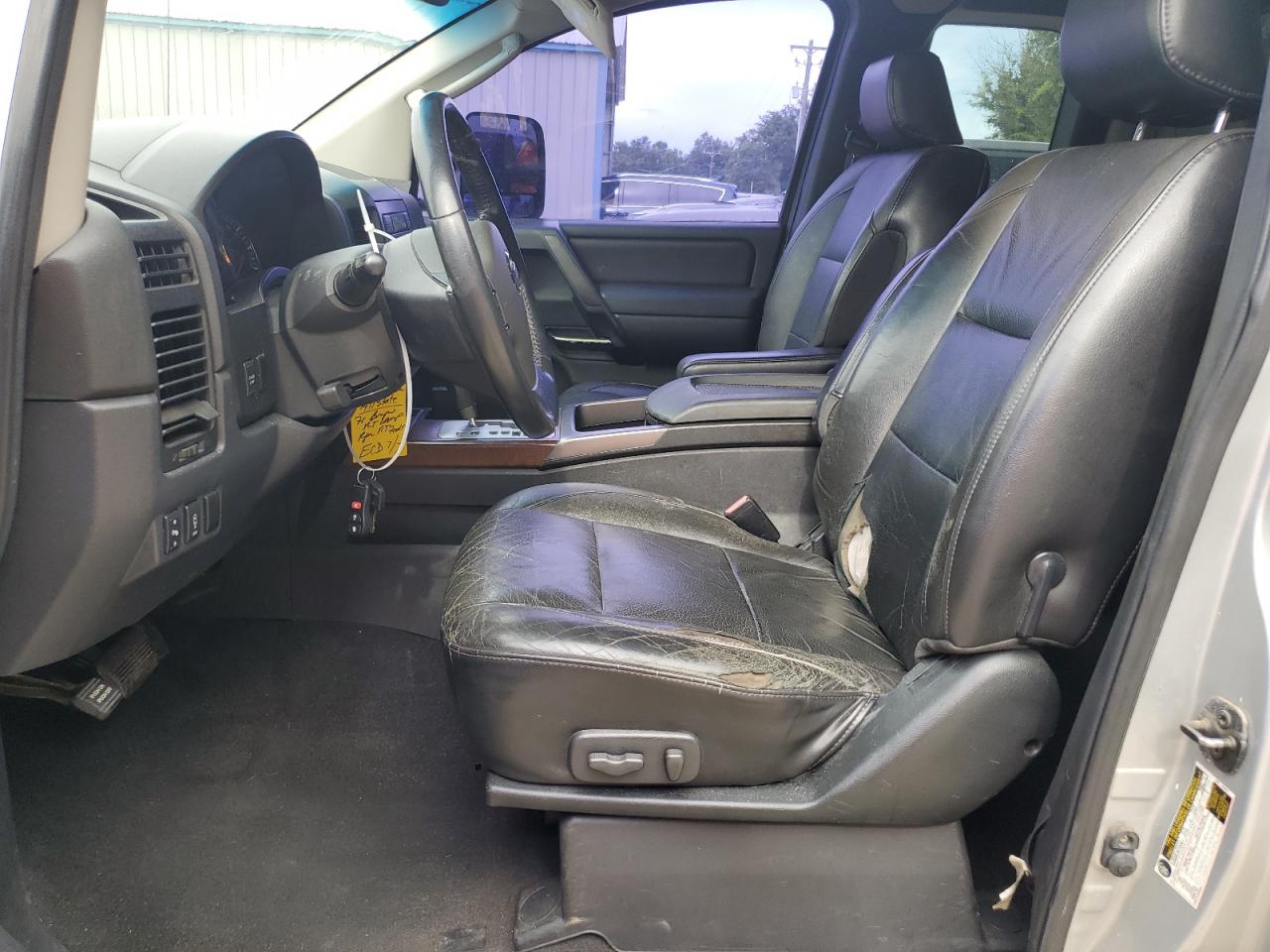 2008 Nissan Titan Xe VIN: 1N6BA06A98N358005 Lot: 64083435