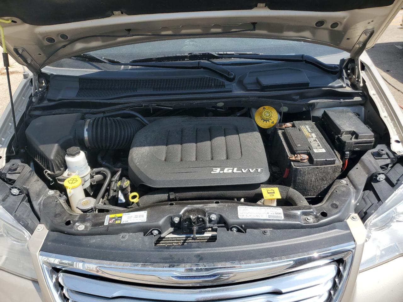 2013 Chrysler Town & Country Touring VIN: 2C4RC1BG0DR776395 Lot: 64984585