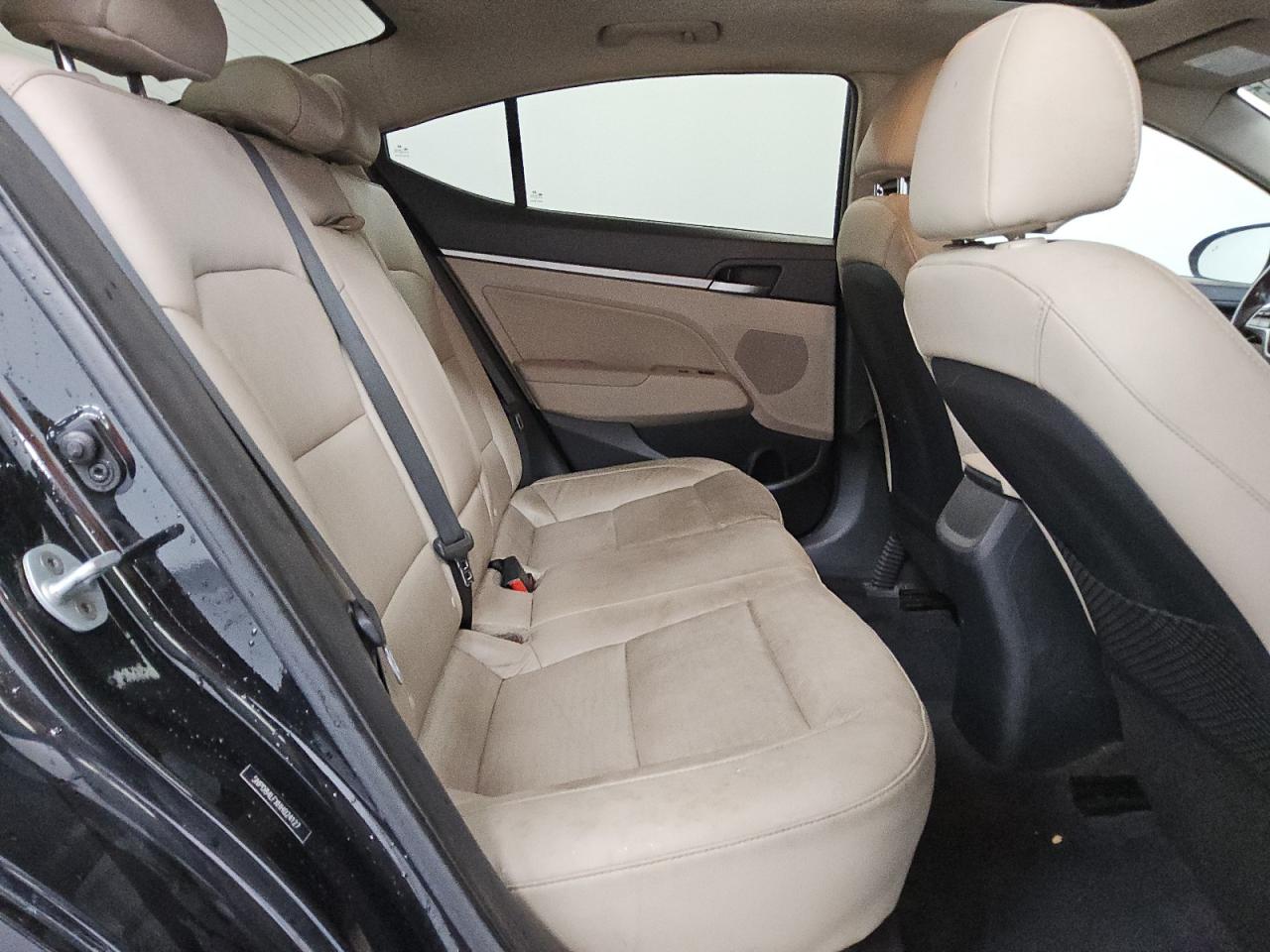 2017 Hyundai Elantra Se VIN: 5NPD84LFXHH024127 Lot: 61655825