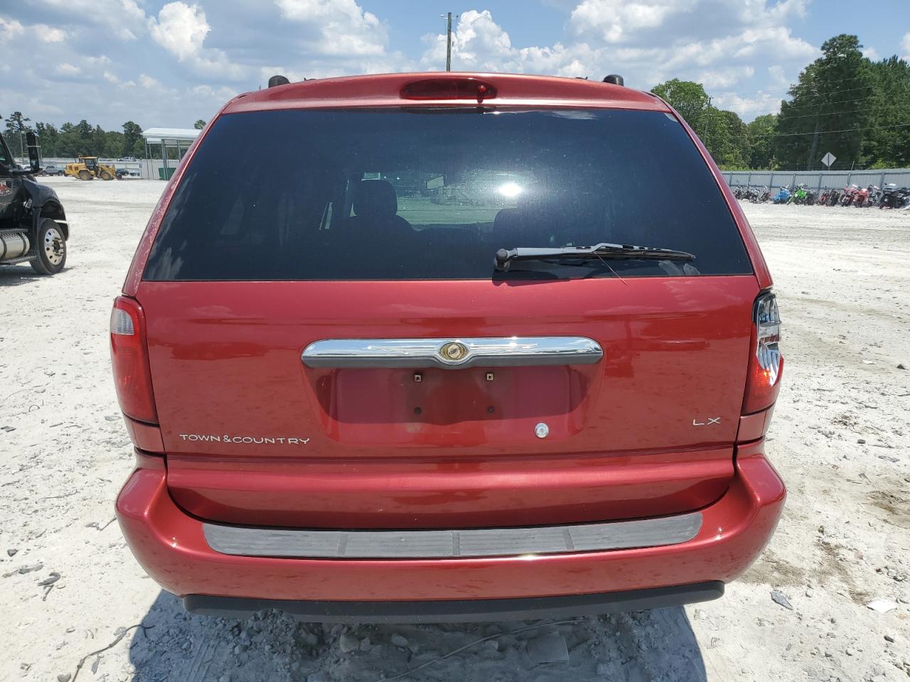 2005 Chrysler Town & Country Lx VIN: 2C4GP44RX5R543475 Lot: 64055075