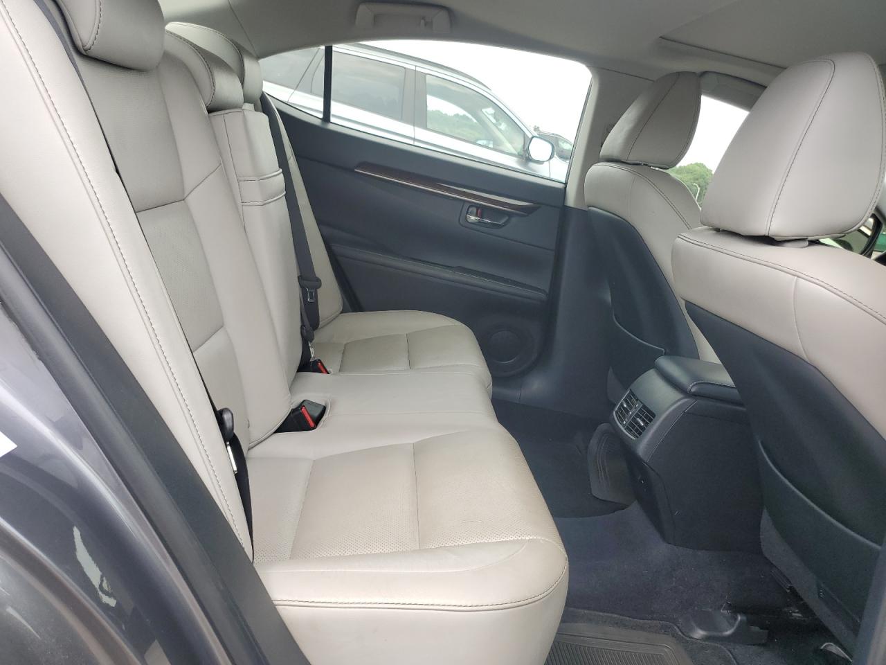 2013 Lexus Es 350 VIN: JTHBK1GG8D2084010 Lot: 63673145