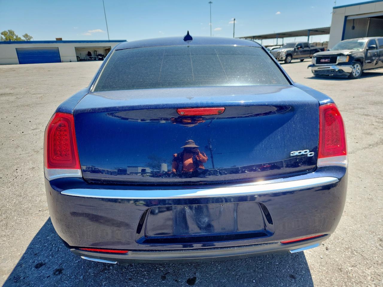2015 Chrysler 300C Platinum VIN: 2C3CCAPT2FH739535 Lot: 66297245