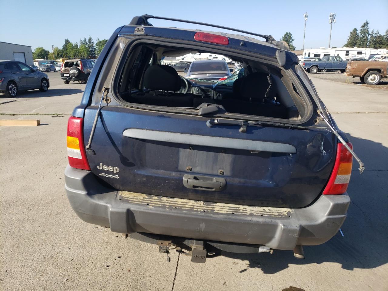 2002 Jeep Grand Cherokee Laredo VIN: 1J4GW48S82C128797 Lot: 64885725