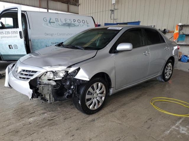  TOYOTA COROLLA 2013 Srebrny
