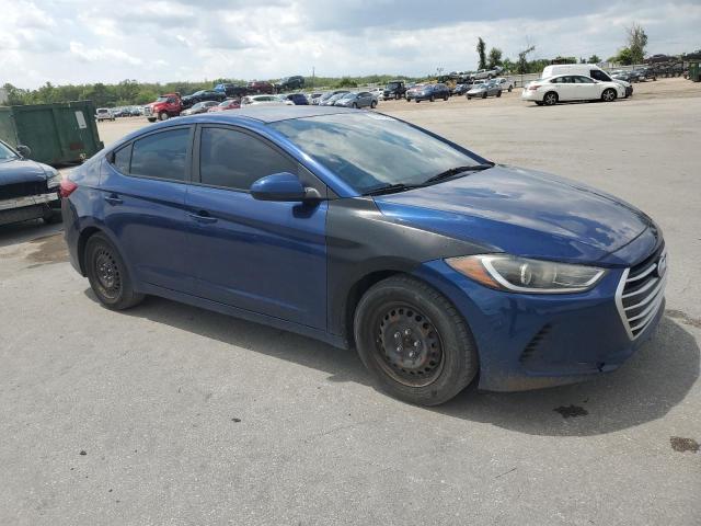 HYUNDAI ELANTRA 2018 Синий