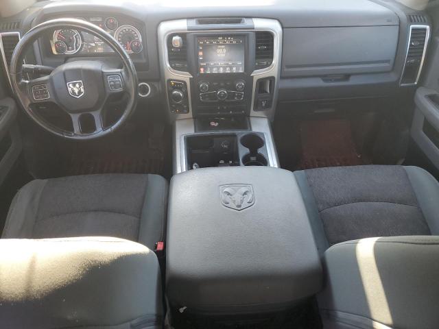 Pickups RAM 1500 2015 Red