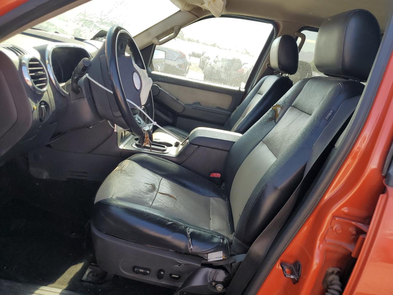 2007 Ford Explorer Xlt VIN: 1FMEU63E87UA54374 Lot: 64233825