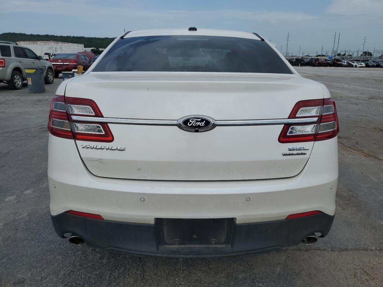 2018 Ford Taurus Sel VIN: 1FAHP2E87JG119929 Lot: 65574805