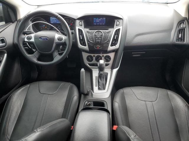 Sedans FORD FOCUS 2014 Silver