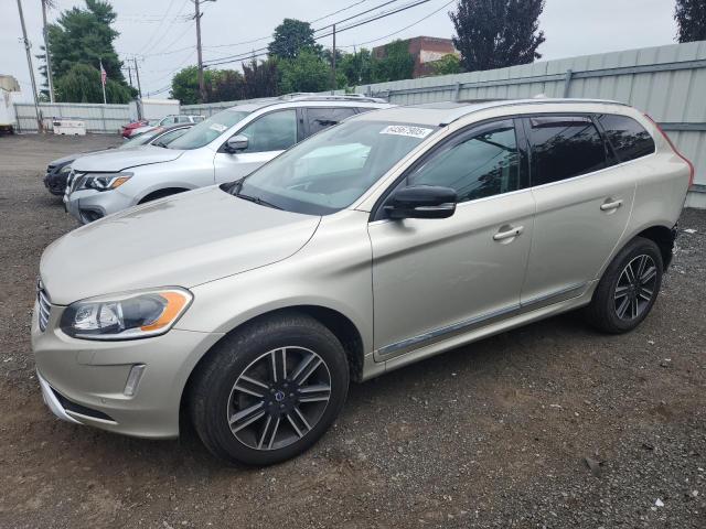  VOLVO XC60 2017 Золотой