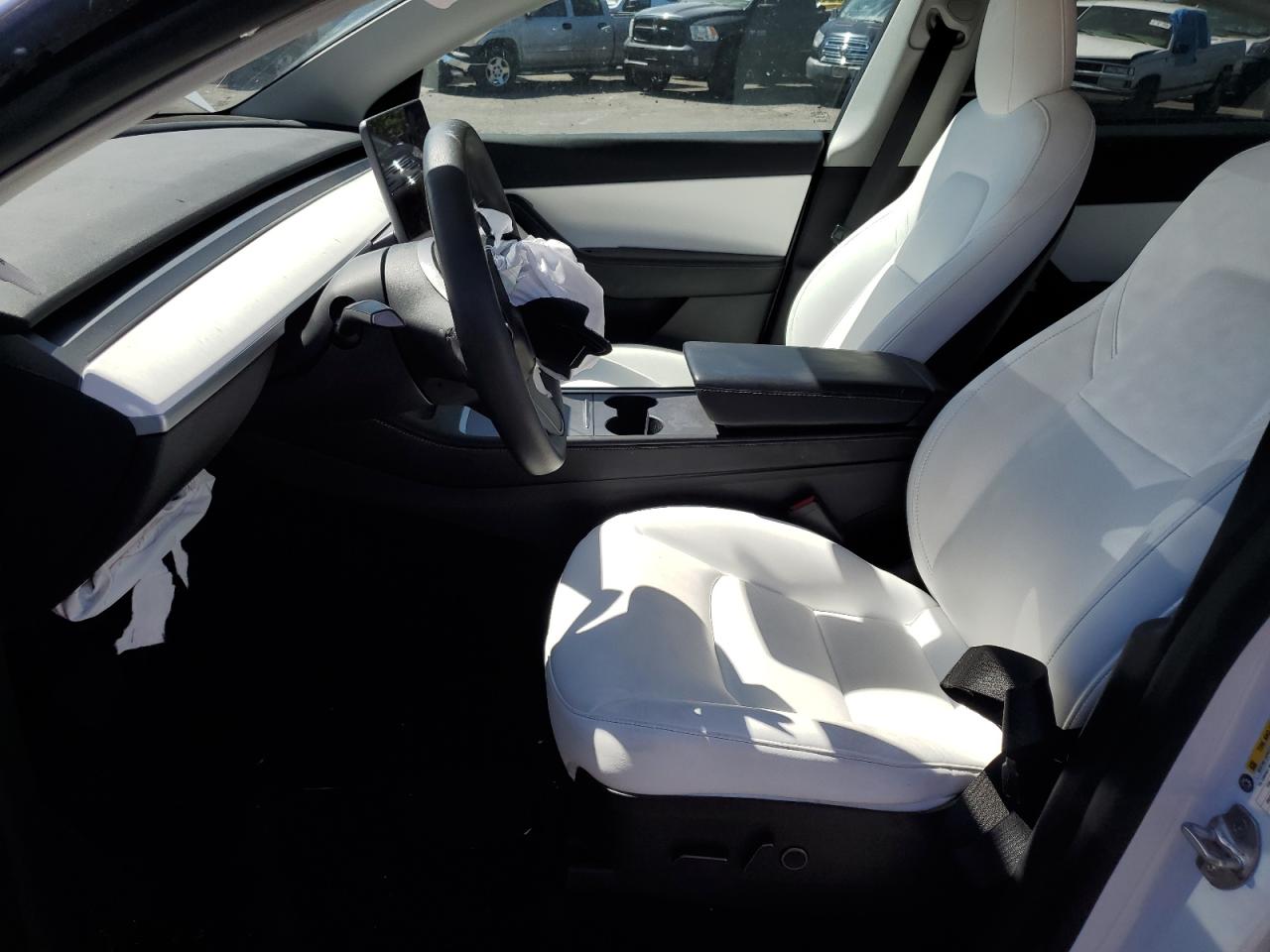 2021 Tesla Model Y VIN: 5YJYGDEE6MF240980 Lot: 64789235