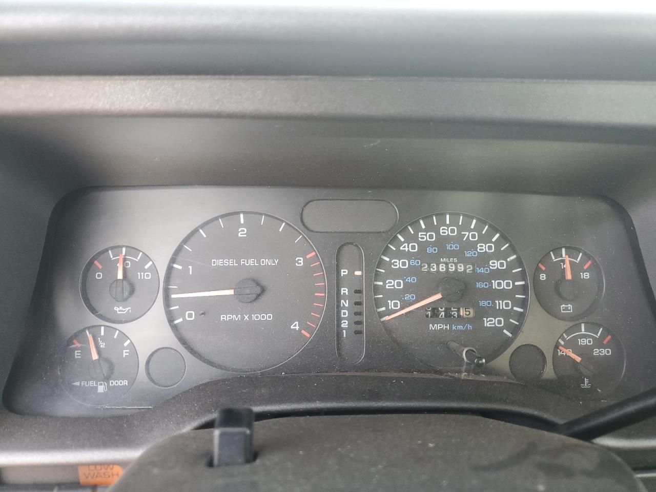 1996 Dodge Ram 2500 VIN: 3B7KC23C9TM100147 Lot: 63824105
