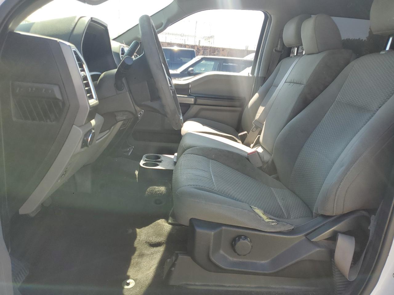 1FTEW1C80HKC25823 2017 Ford F150 Supercrew