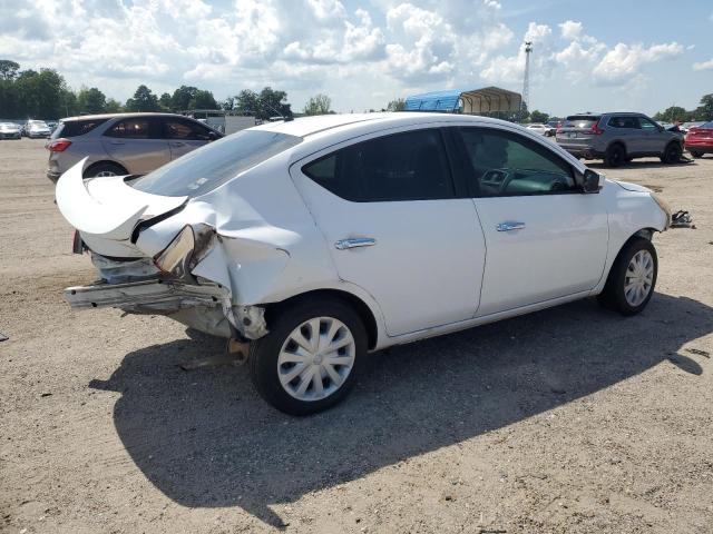  NISSAN VERSA 2019 Белы