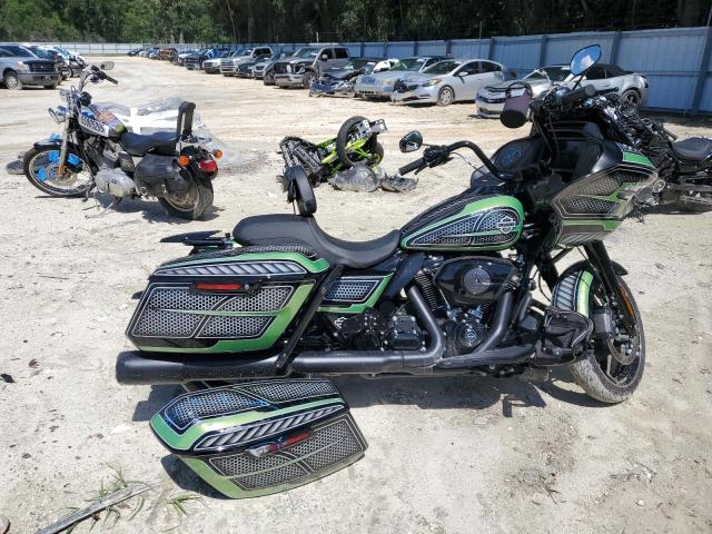  HARLEY-DAVIDSON FL 2024 Два тона