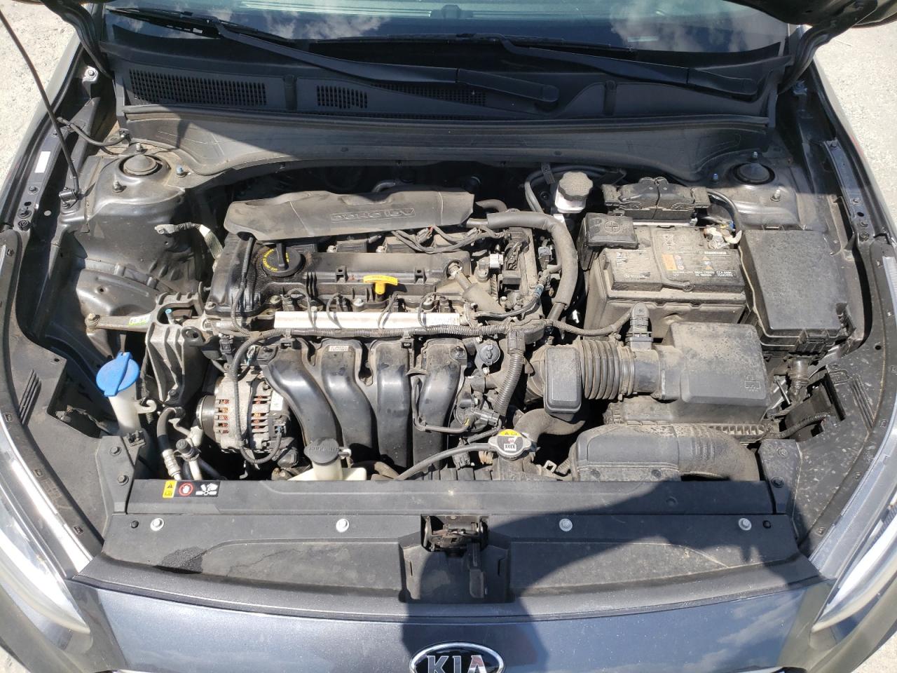 3KPF24AD9ME389098 2021 Kia Forte Fe
