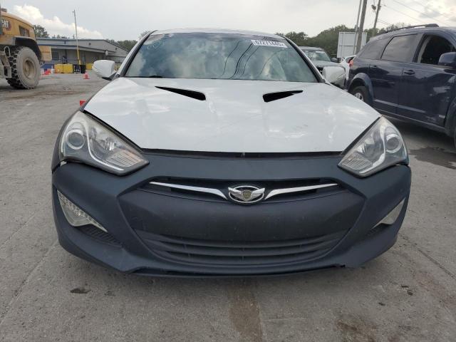 Coupet HYUNDAI GENESIS 2013 White