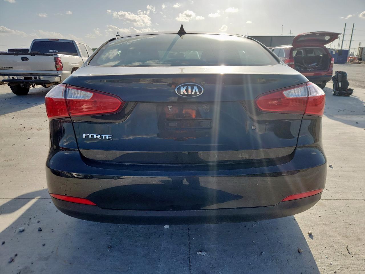 2015 Kia Forte Lx VIN: KNAFK4A64F5411005 Lot: 64052815