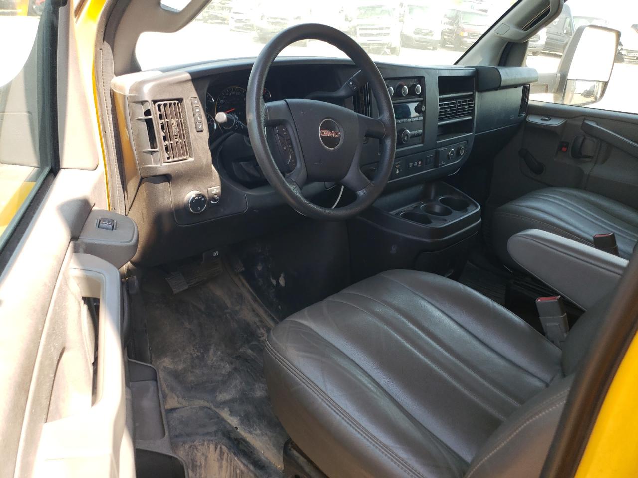 2020 GMC Savana Cutaway G3500 VIN: 7GZ37TCG9LN006215 Lot: 63527455
