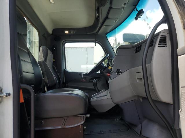 2016 PETERBILT 579 SEMI TRUCK