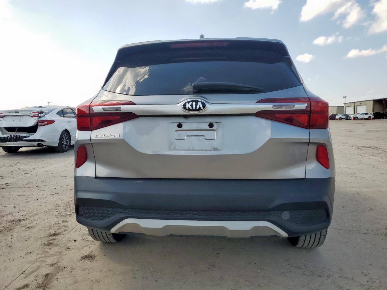 2021 Kia Seltos Lx VIN: KNDEPCAA9M7126980 Lot: 64504555