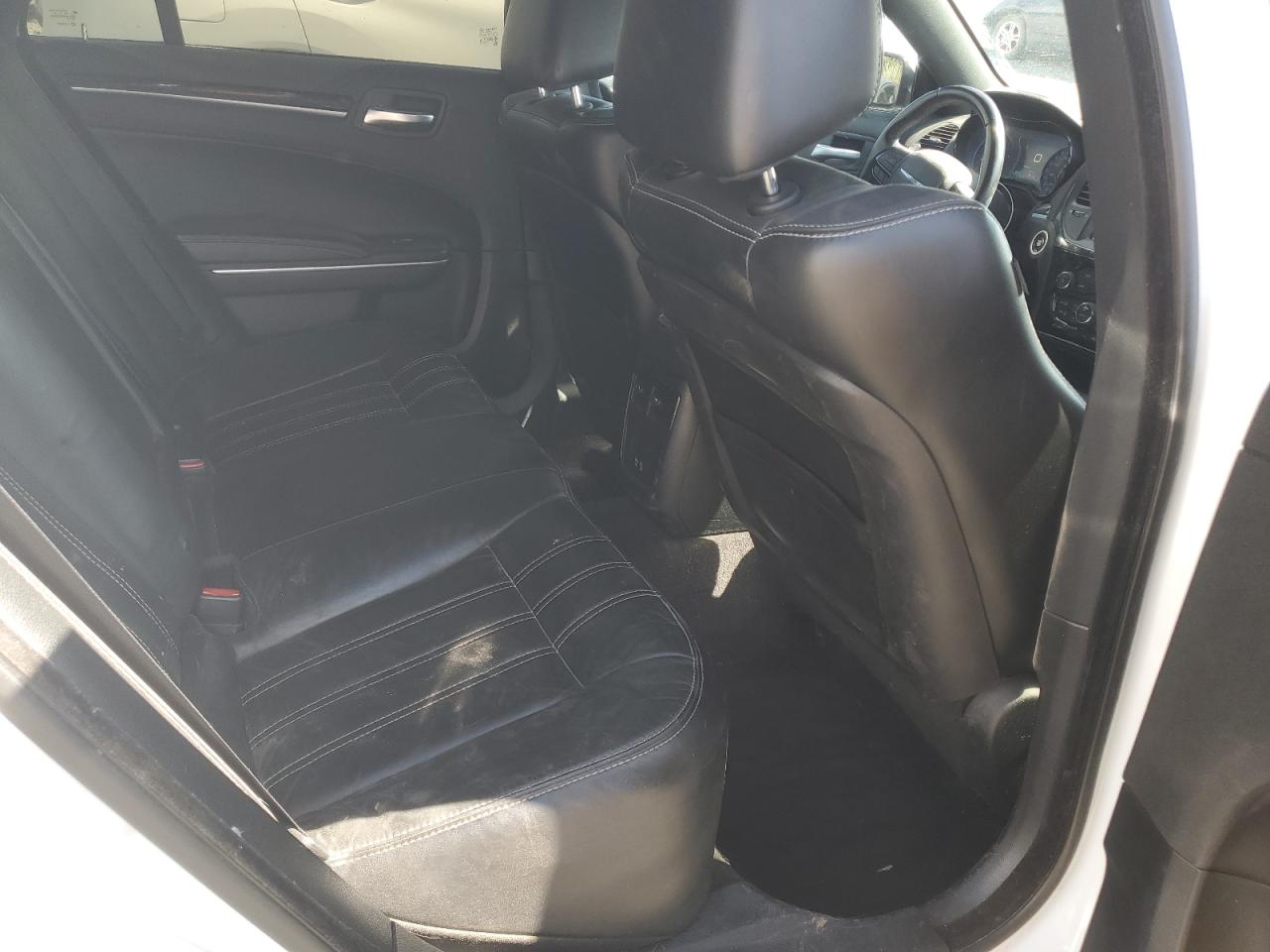 2018 Chrysler 300 S VIN: 2C3CCAGG0JH250353 Lot: 66532885