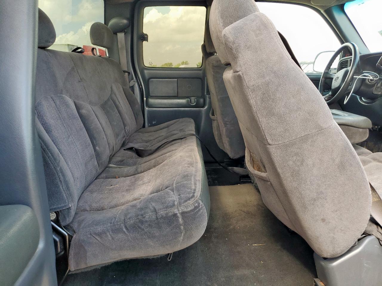 2001 Chevrolet Silverado C1500 VIN: 2GCEC19T611227585 Lot: 64676835