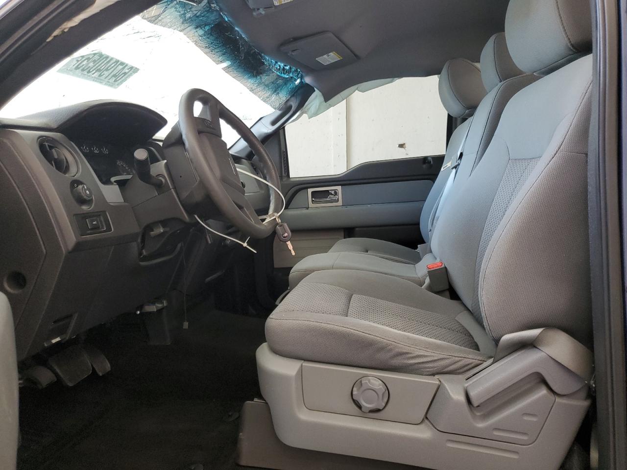 1FTMF1CMXBFB21865 2011 Ford F150