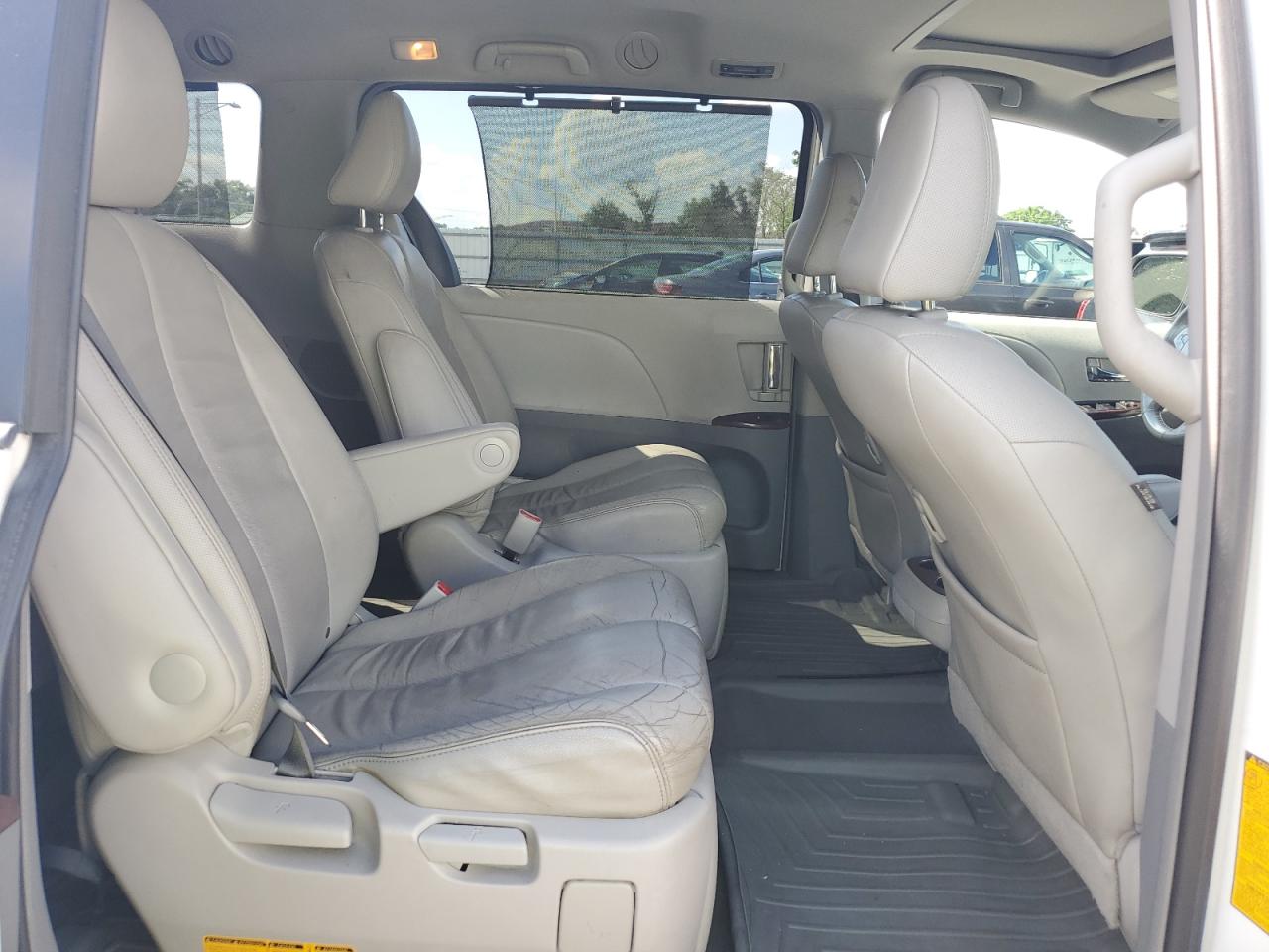 2014 Toyota Sienna Xle VIN: 5TDDK3DC5ES090851 Lot: 64527145
