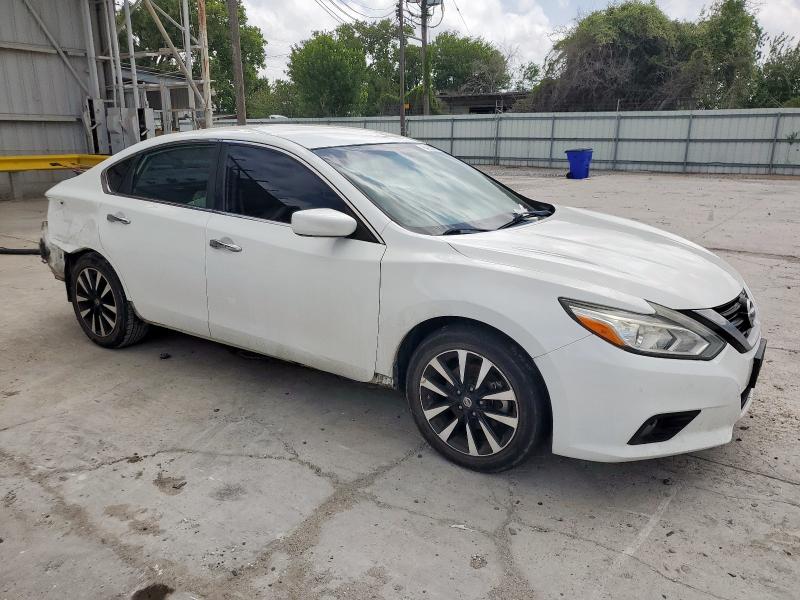  NISSAN ALTIMA 2018 White