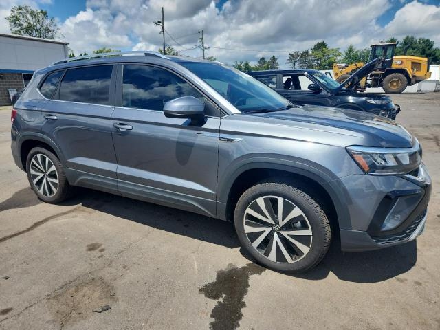  VOLKSWAGEN TAOS SE 2022 Szary