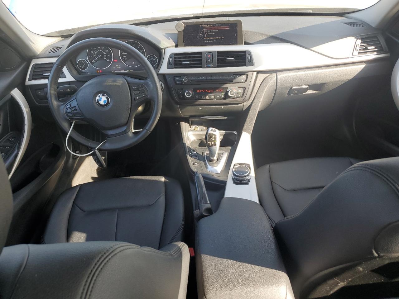 2015 BMW 320 I VIN: WBA3B1G57FNT03915 Lot: 64330355