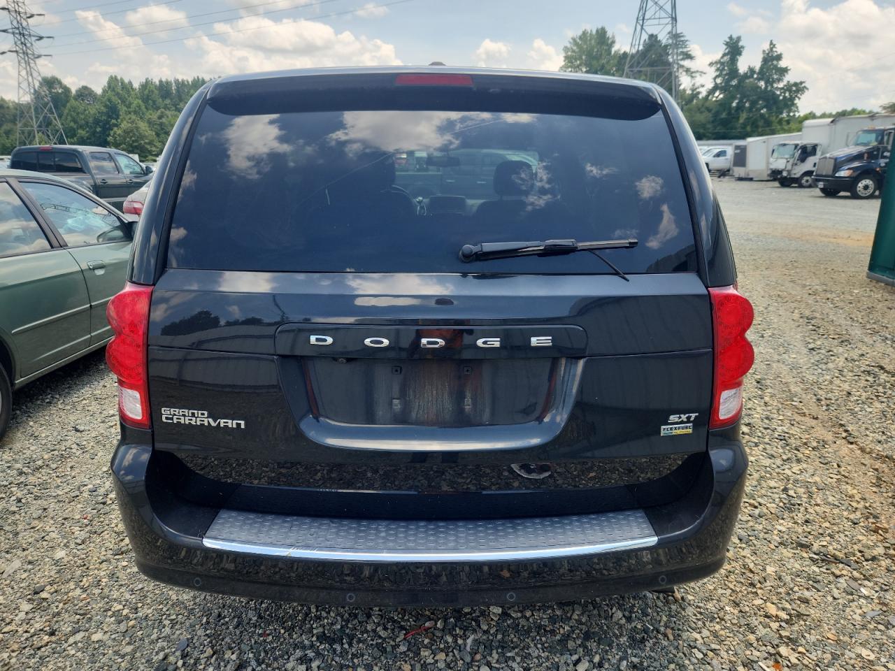2017 Dodge Grand Caravan Sxt VIN: 2C4RDGCG3HR741841 Lot: 65168395