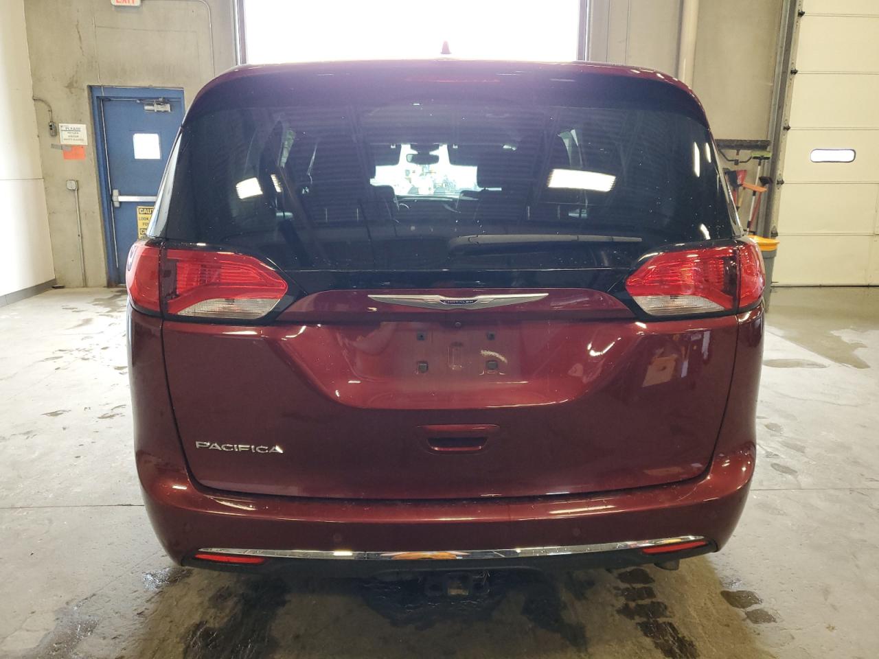 2020 Chrysler Pacifica Touring VIN: 2C4RC1FG9LR122178 Lot: 65590895