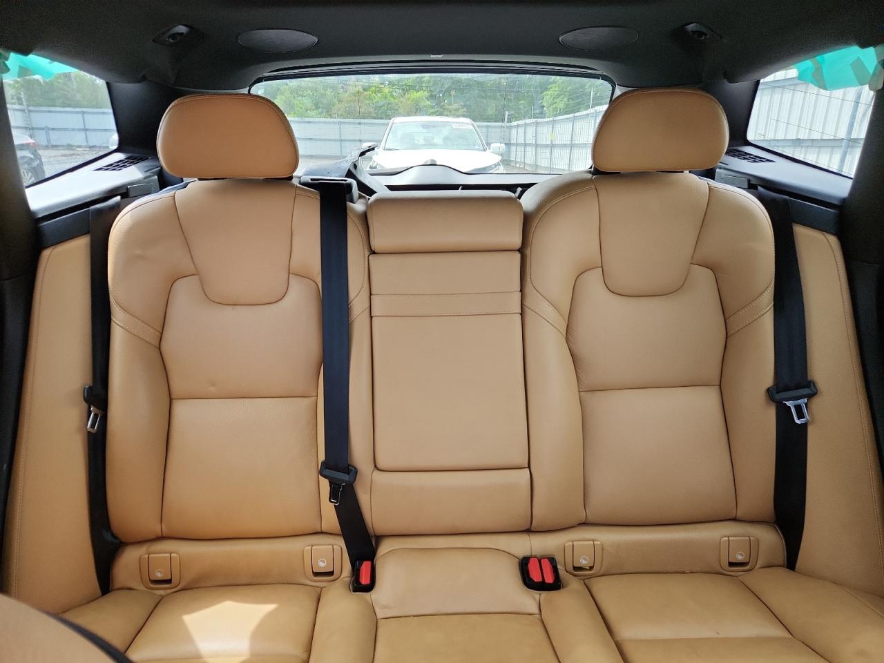 2019 Volvo Xc60 T5 Inscription VIN: LYV102RL0KB339702 Lot: 63660255