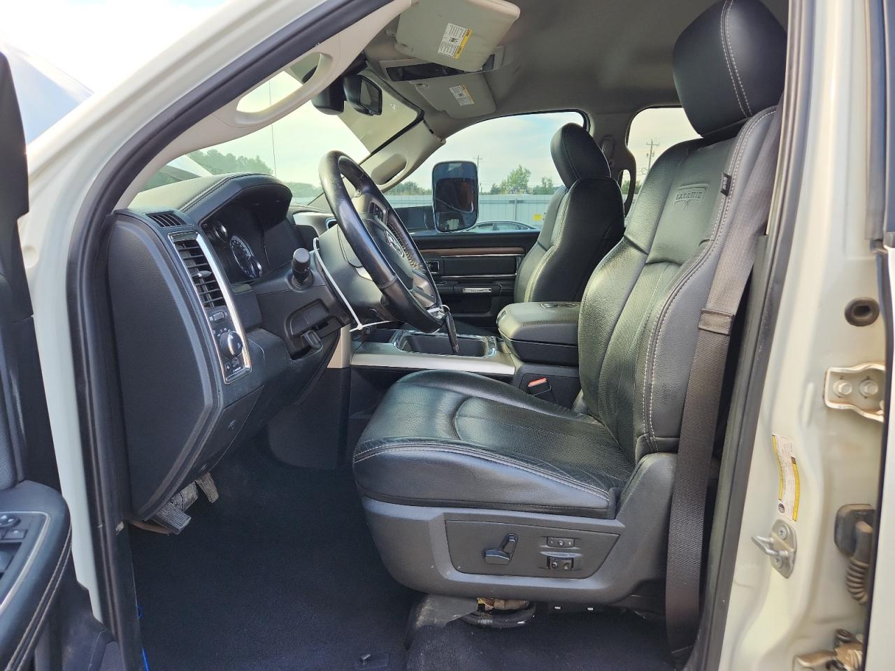 2018 Ram 2500 Laramie VIN: 3C6UR5NL3JG193627 Lot: 63457675