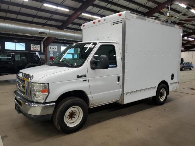2012 Ford Econoline E350 Super Duty Cutaway Van