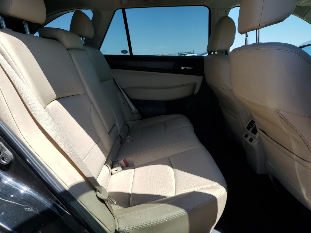 2017 Subaru Outback 3.6R Limited VIN: 4S4BSENC5H3388545 Lot: 65626685