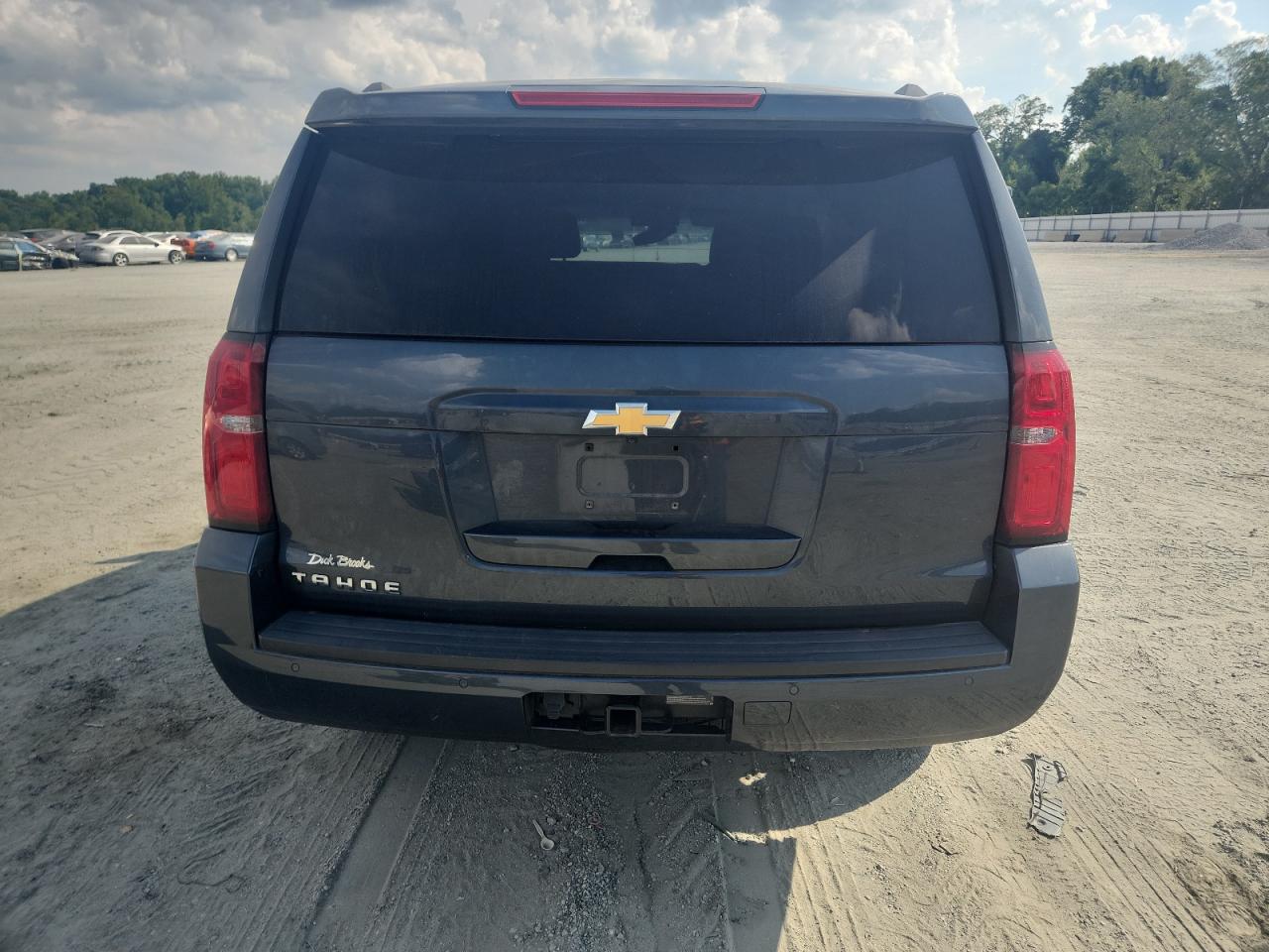 2020 Chevrolet Tahoe C1500 Ls VIN: 1GNSCAKC8LR295675 Lot: 64270045