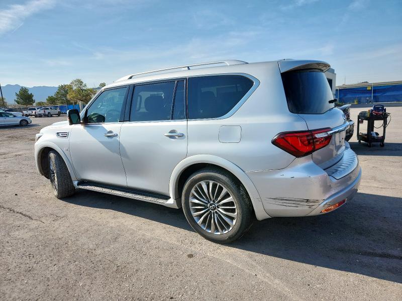  INFINITI QX80 2018 Srebrny