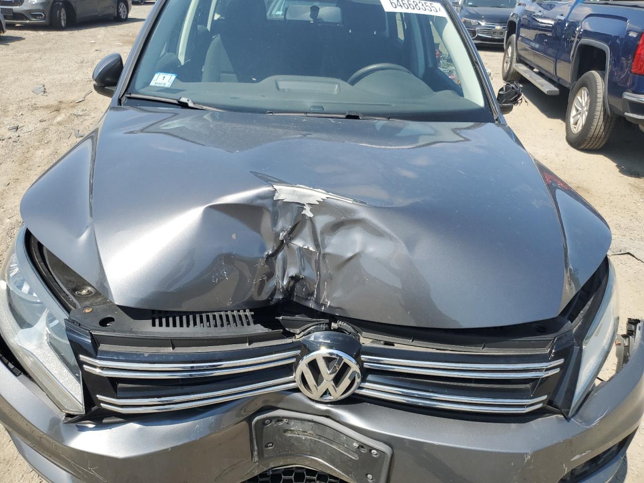 2015 Volkswagen Tiguan S VIN: WVGBV7AX9FW579702 Lot: 64668355