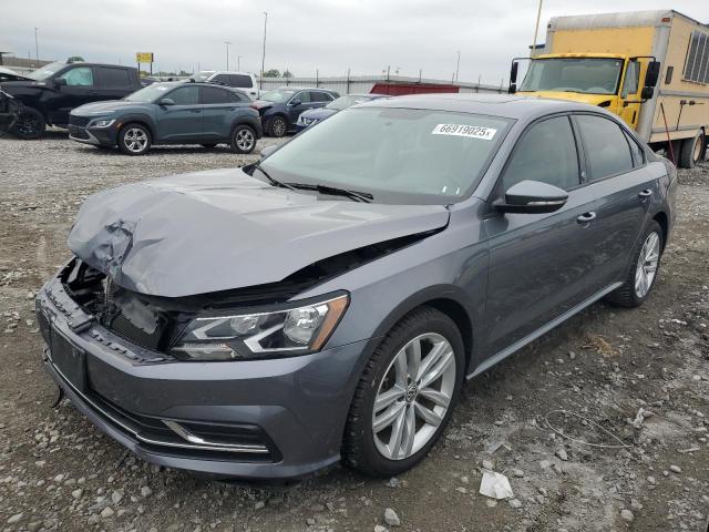  VOLKSWAGEN PASSAT 2019 Серебристый