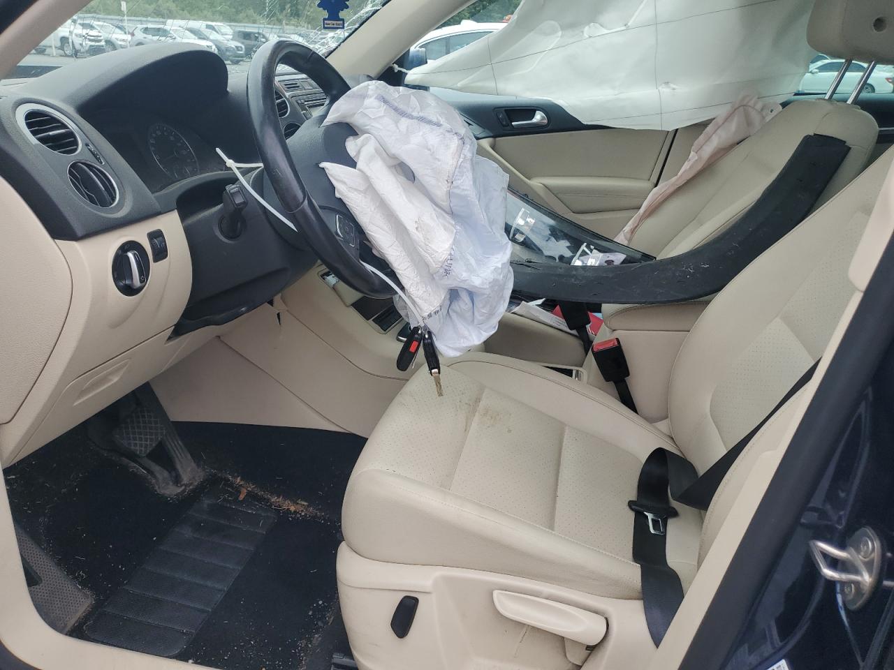 2012 Volkswagen Tiguan S VIN: WVGBV7AXXCW509749 Lot: 63811465