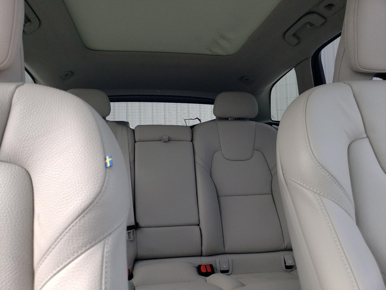 2025 Volvo Xc60 Plus VIN: YV4M12RC6S1102324 Lot: 66008235