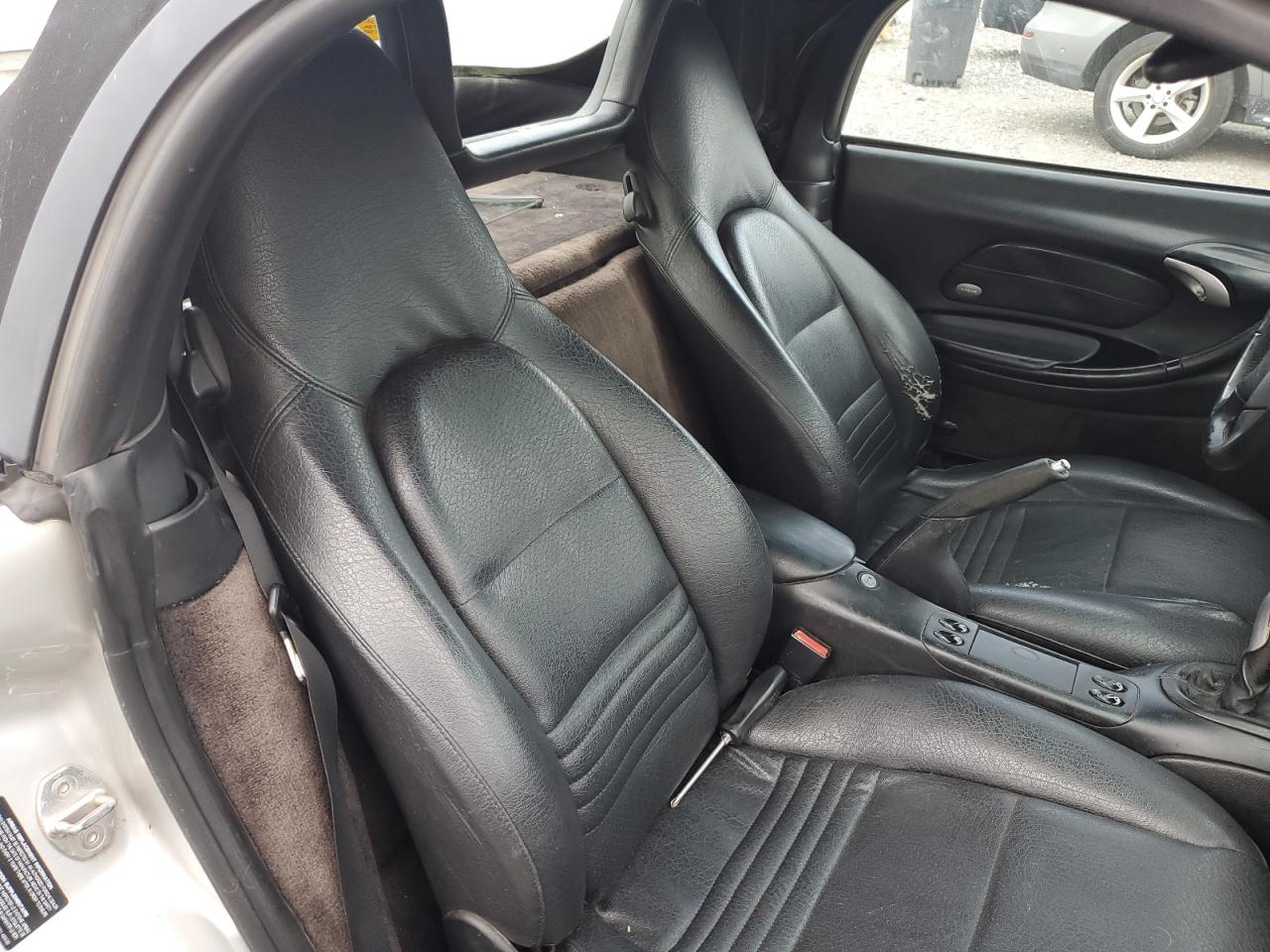 2000 Porsche Boxster VIN: WP0CA2989YU624088 Lot: 64574655