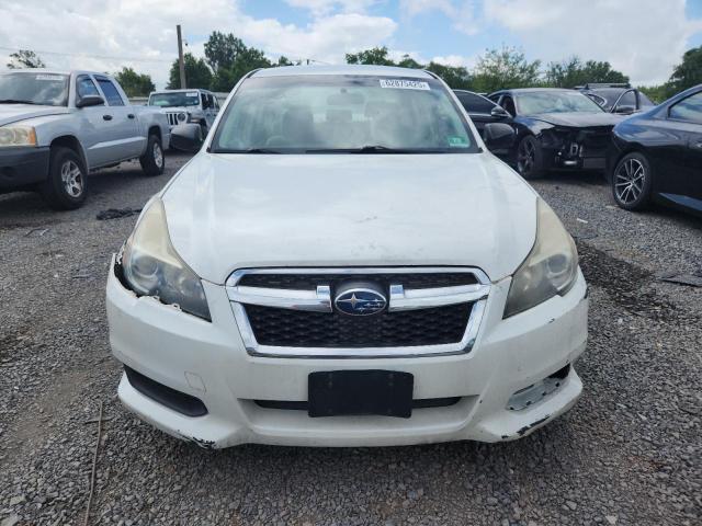  SUBARU LEGACY 2013 Biały